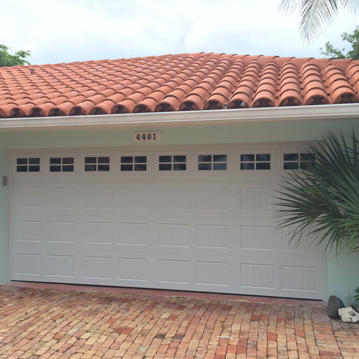 Hurricane Garage Door
